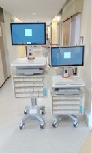 chariot-informatique-avec-cassette-a-medicaments-modulable