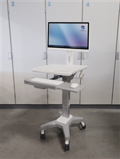chariot-informatique-s-avec-un-ordinateur-medical-aio-dt-504