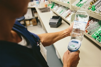 ds4608-hc-pharmacie-poche-de-perfusion