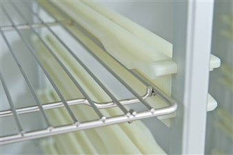 guides-fixes-avec-grille-de-sterilisation-en-inox