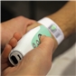 scanner-a-main-rida-utilise-aupres-d-un-patient