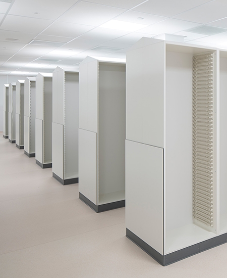 Tergooi-installation-Health-IT-modulaires-ISO3394-logistique-St